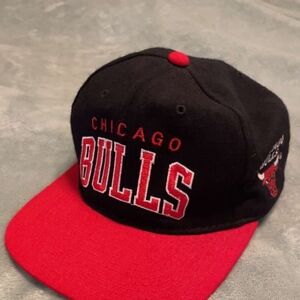 1990s Chicago Bulls STARTER Cap
